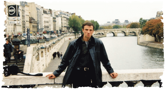 0314. France. Paris. Seine River 20.10.2002